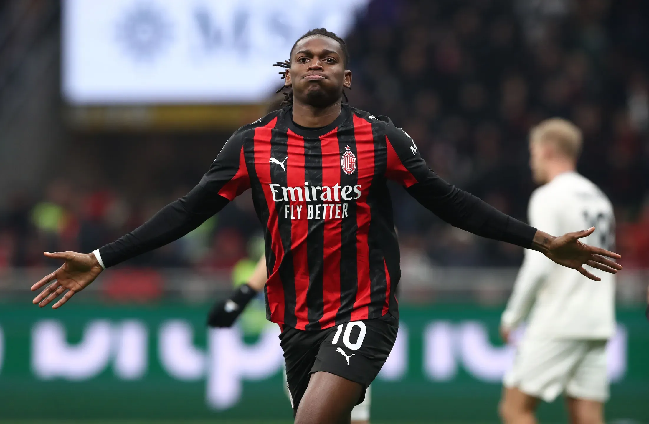 Rafael Leão quer deixar o Milan